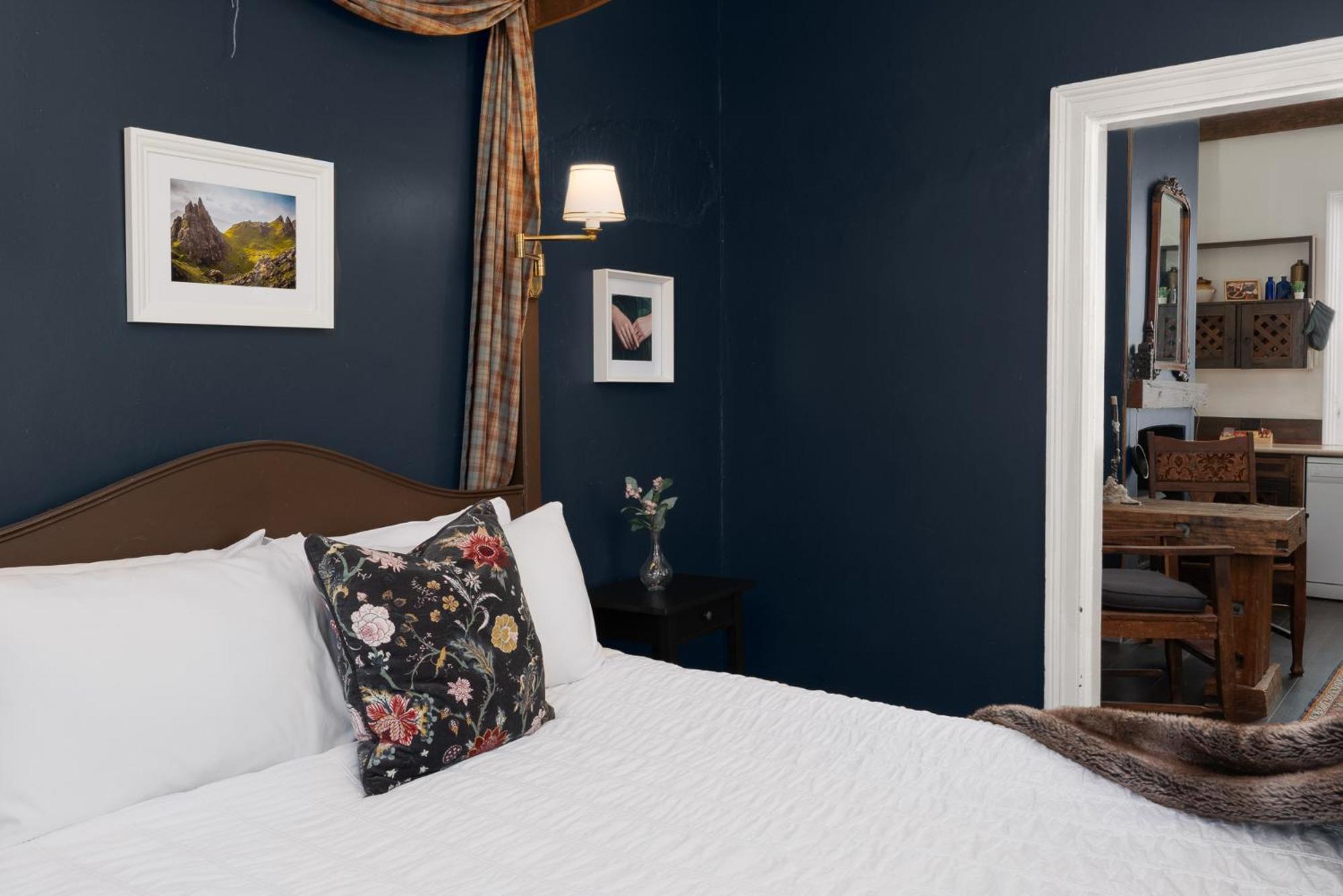 Alice'S Cottages Launceston Zimmer foto